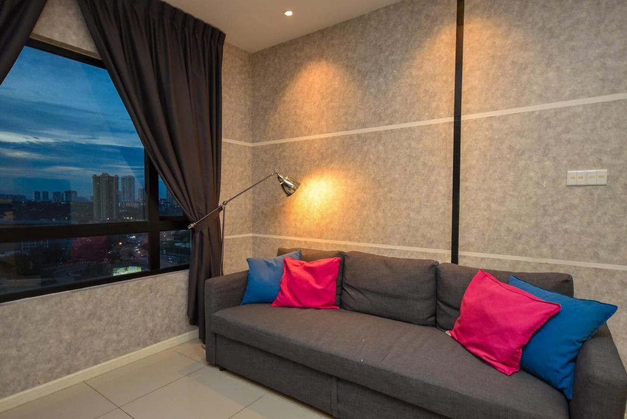 Suasana Residence By Nest Home Johor Bahru Exterior photo
